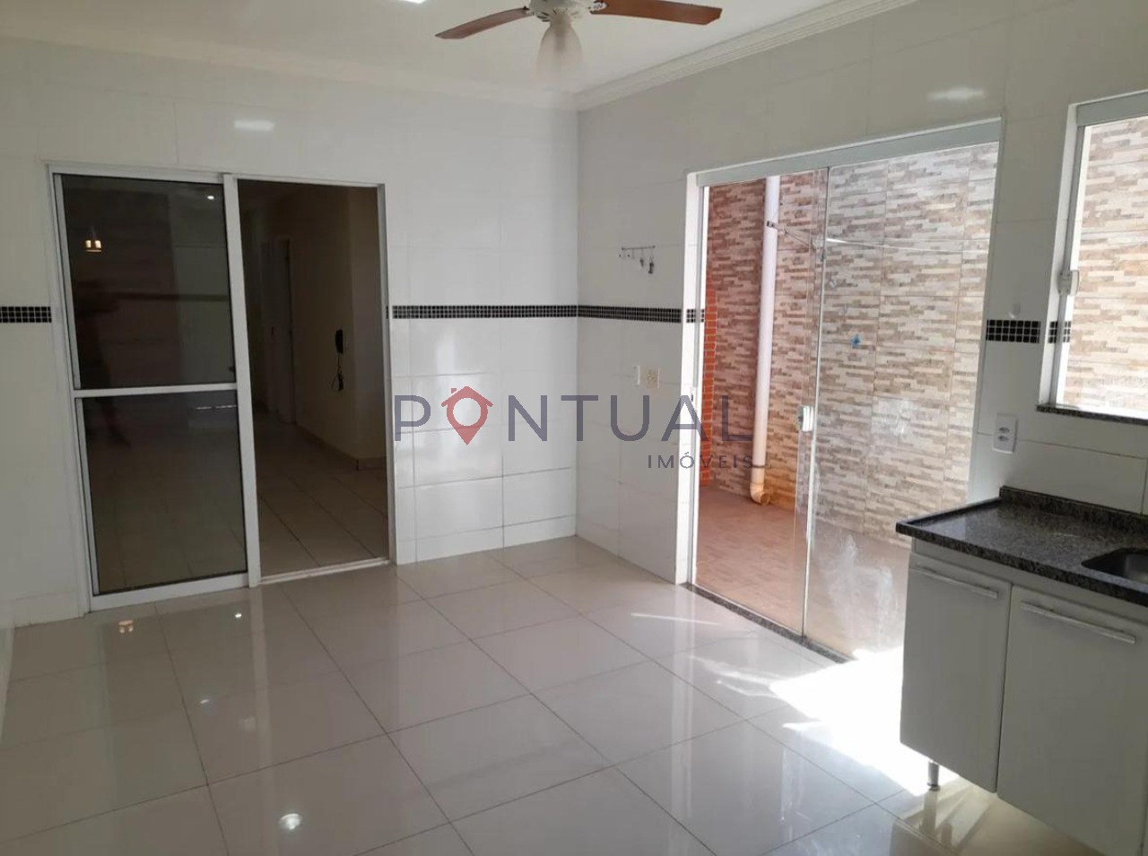 Casa à Venda em Marília em condomínio. Compre já!