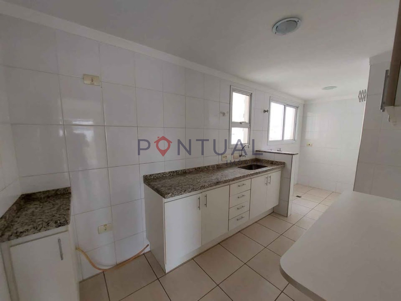 Apartamento Completo no Edifício Manhattan - Barbosa Marília 2 Quartos com Suítes