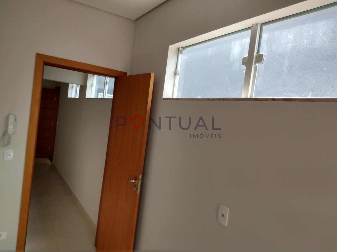 Casa à venda com 2 suítes e localização privilegiada em Marília-SP no Jardim Aeroporto. Venha conhecer