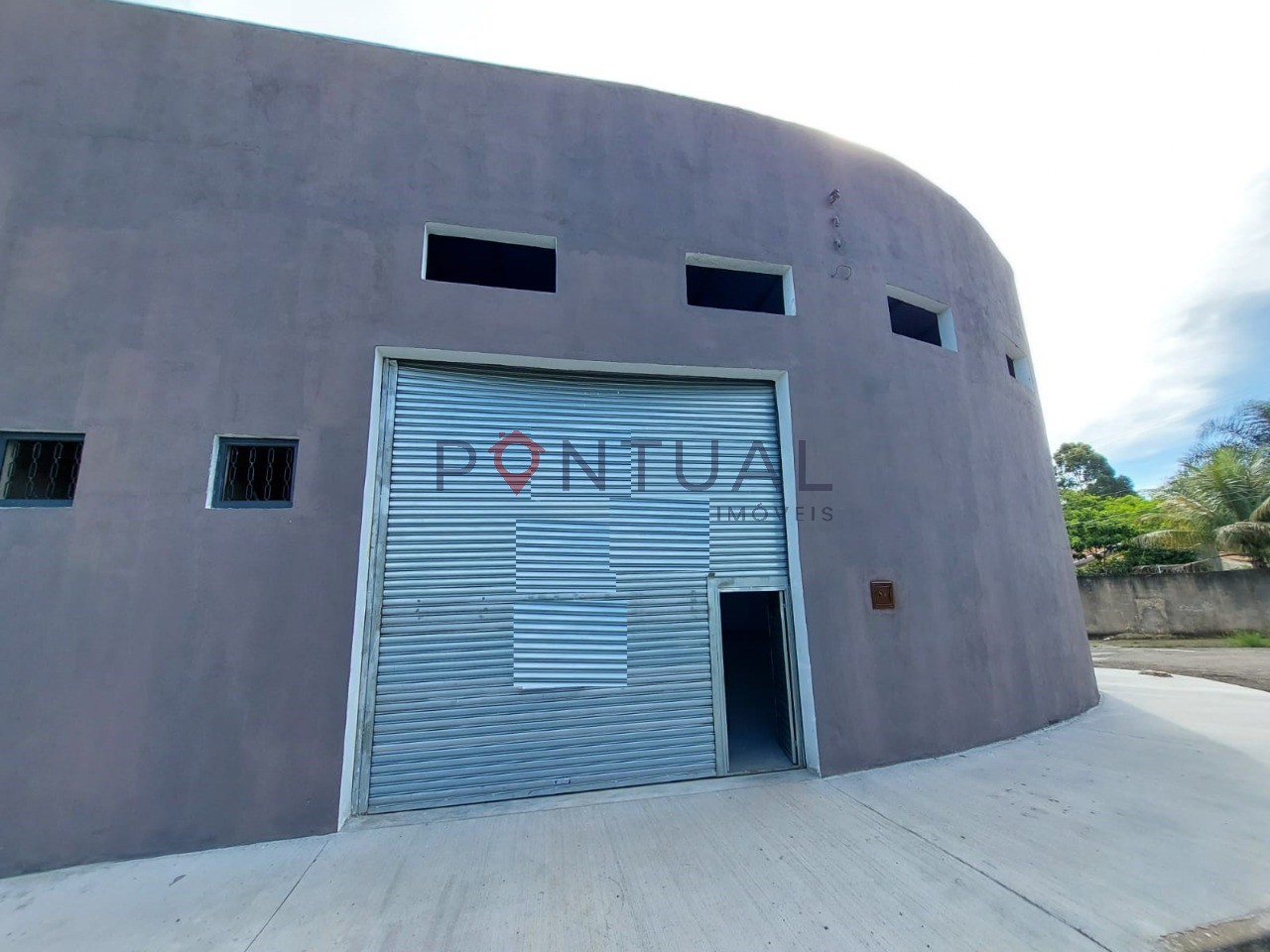 Aluguel de barracão comercial de 200m² no jardim aquárius, m