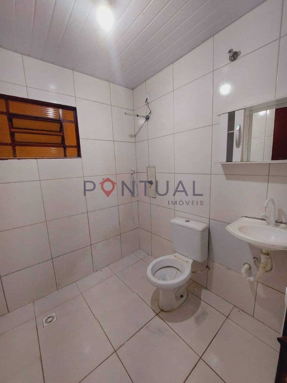 Casa à venda em marília-sp em bairro próximo ao centro. Venh