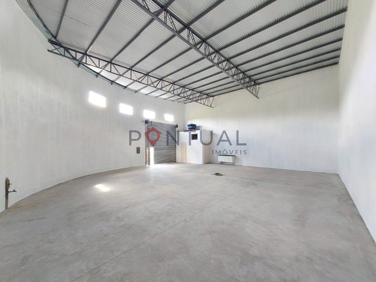 Aluguel de barracão comercial de 200m² no jardim aquárius, m