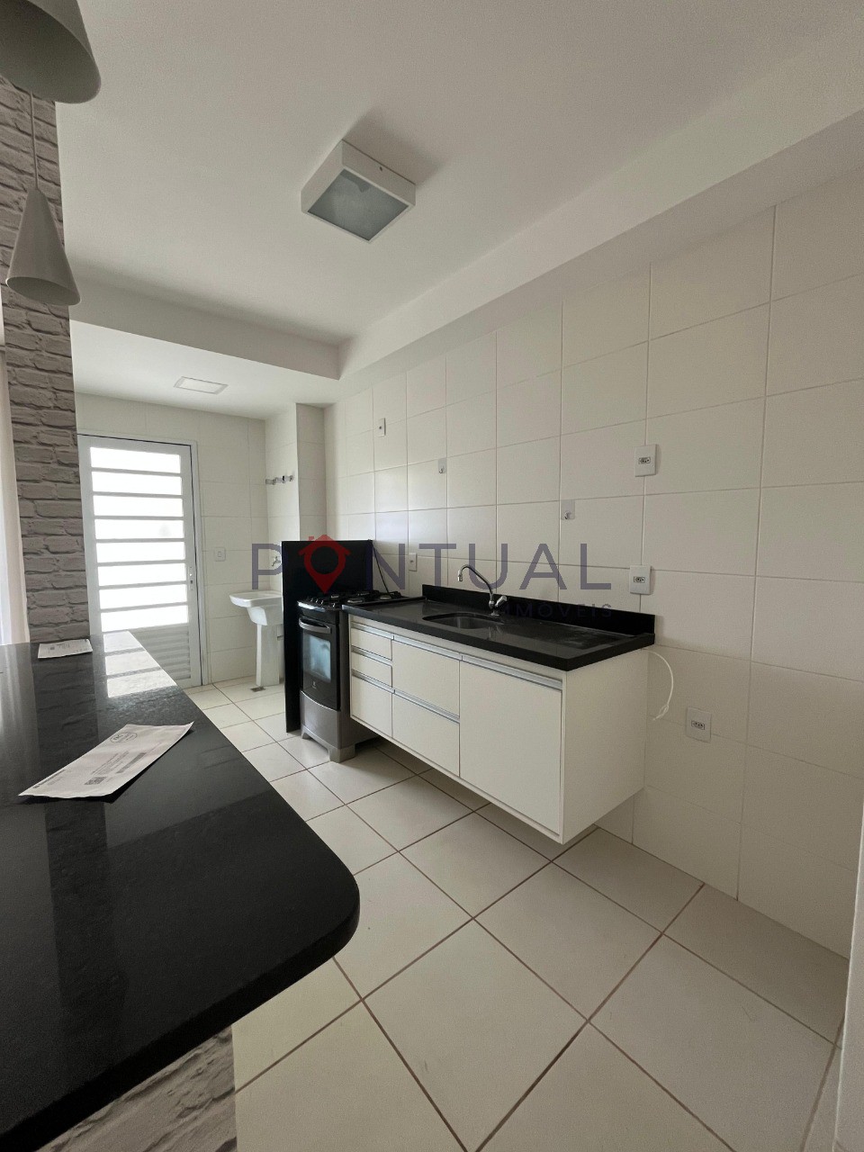 Apartamento à Venda em Marília-SP no Condomínio Pátio Esmeralda