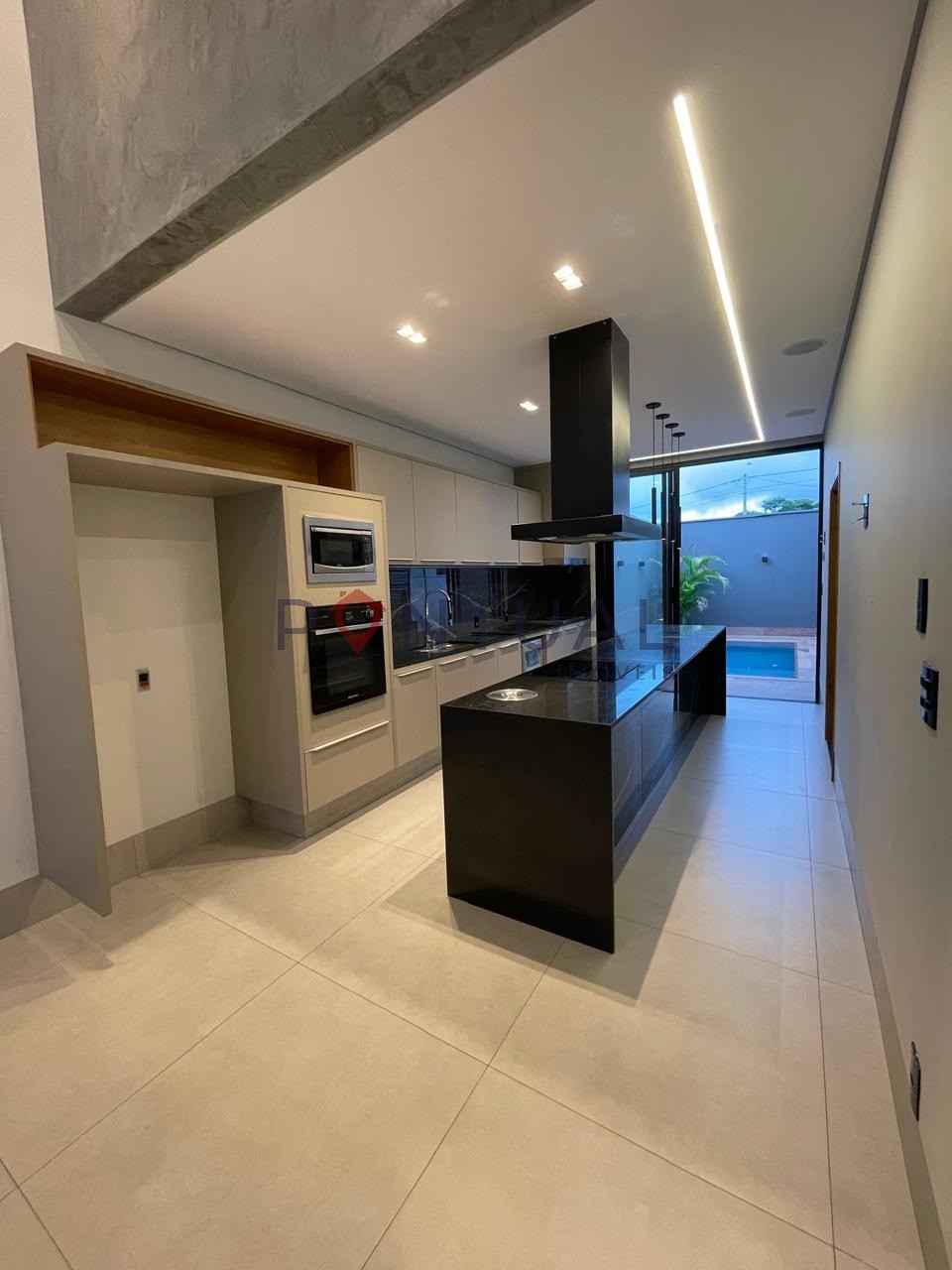 Casa em condomínio de luxo com 3 suítes no condomínio villag