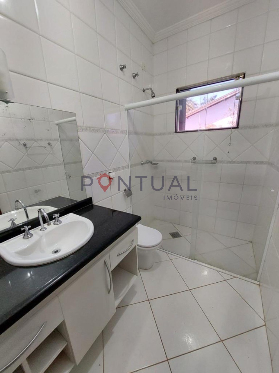 Chácaraa venda em Marilia em condominio fechado com 3 quartos Residencial Vale Verde - Agende sua visita! Pontual Imóveis sua imobiliária em Marília