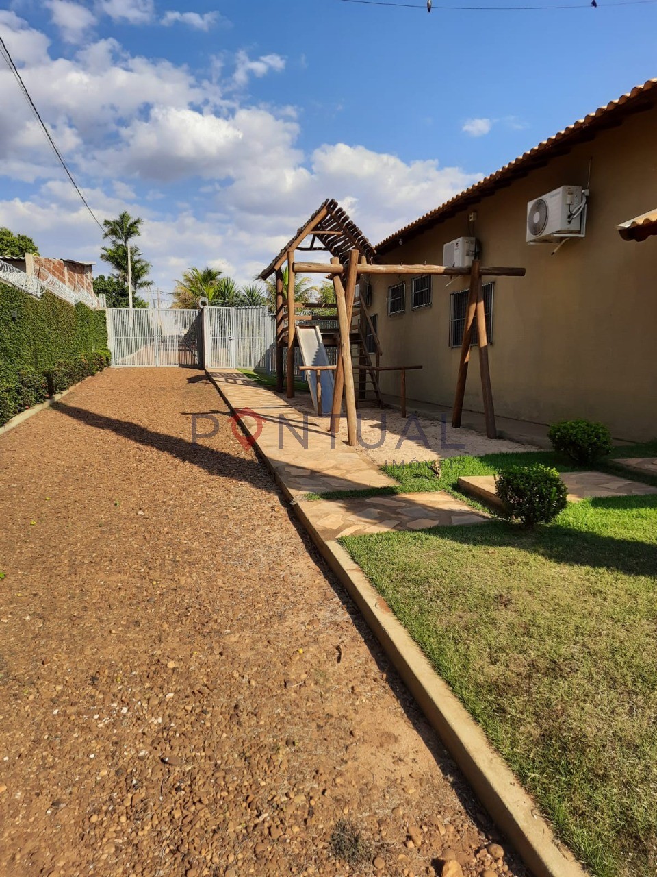 Rancho à venda recanto dourado lins sp 4 suítes piscina R$ 1