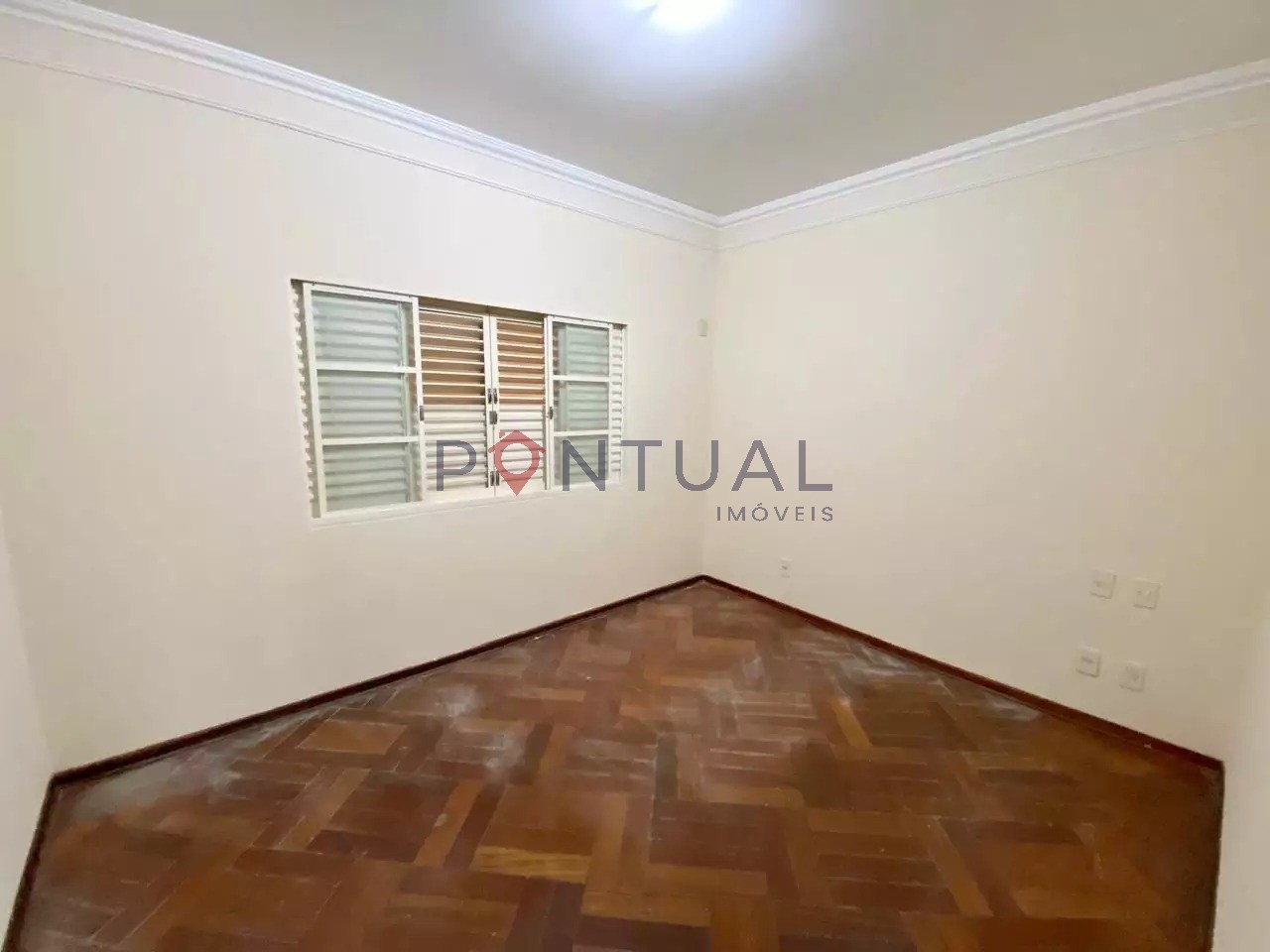 Casa para locação em Marília-SP, Jardim São Francisco. Venha conferir!