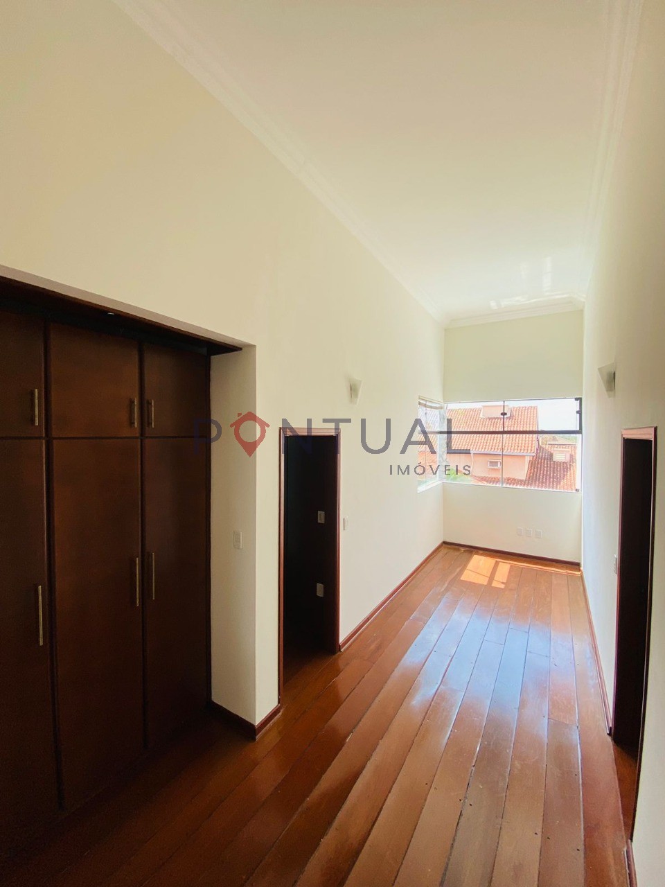 Casa de luxo no parque das esmeraldas, marília-sp. Disponíve
