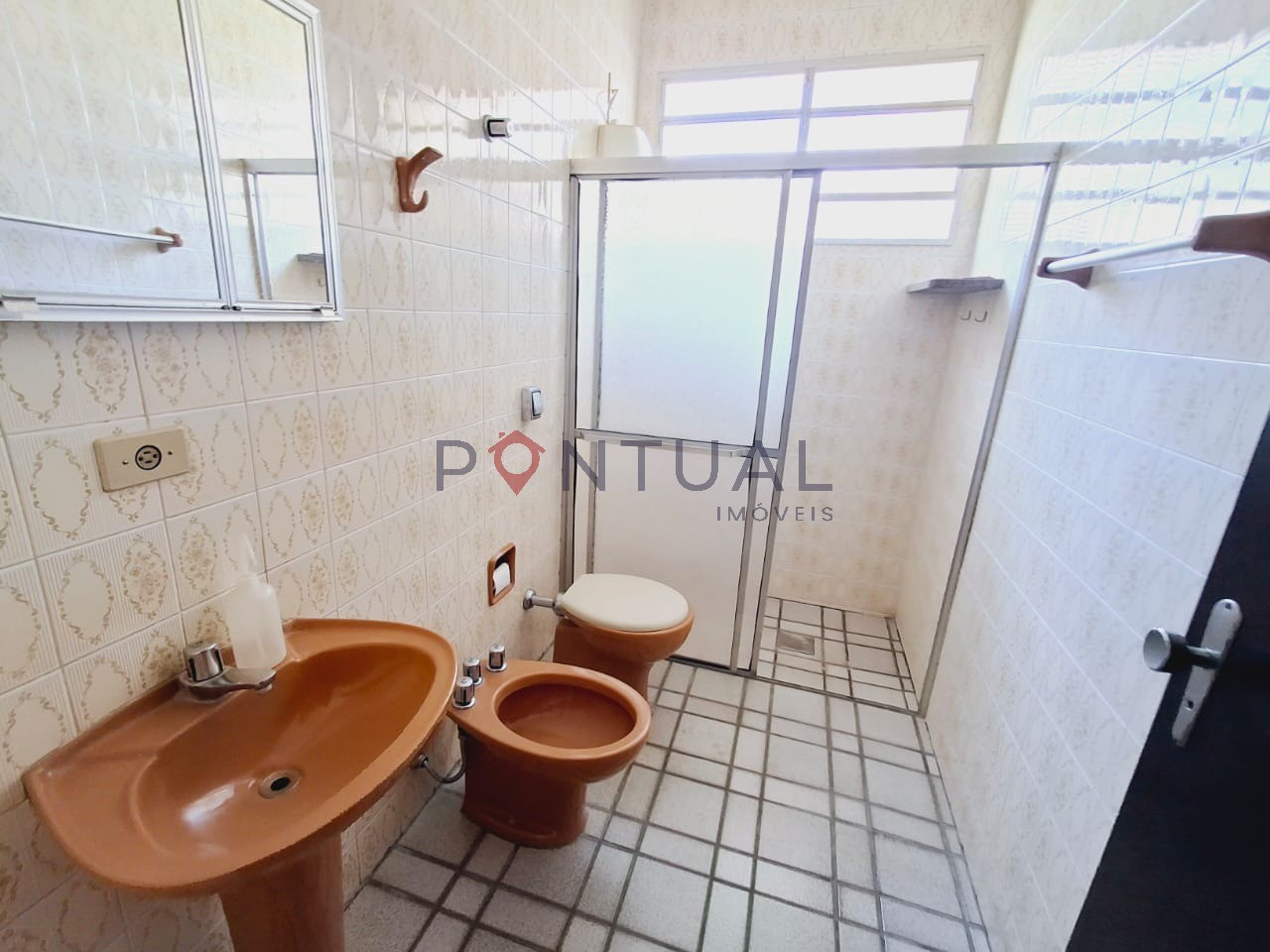 Imóvel de alto padrão para alugar no Jardim Maria Izabel em Marília-SP. Venha conferir