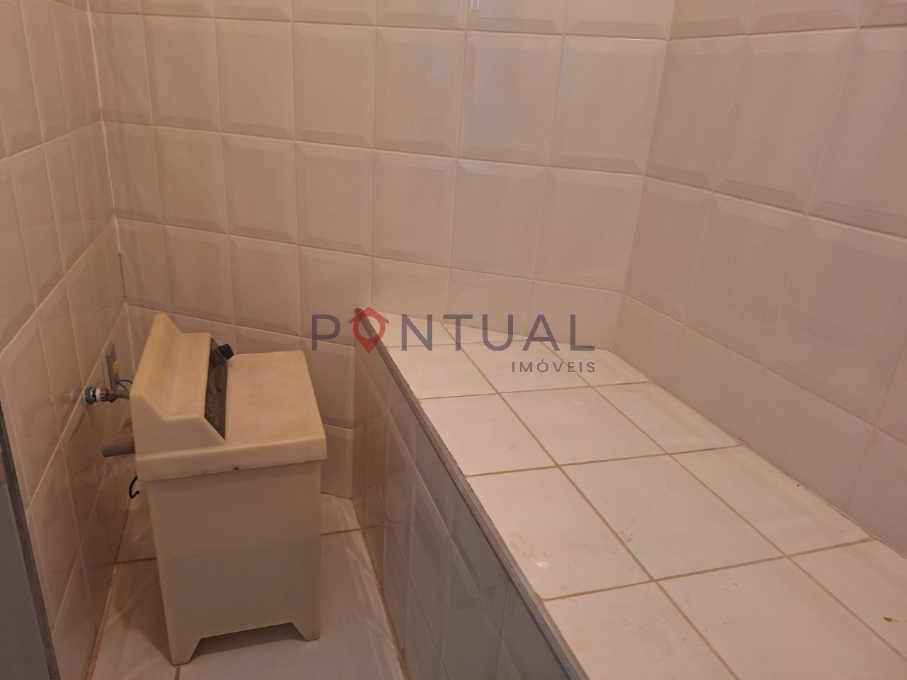 Chácara à Venda no Condomínio Serra Dourada Marília SP 3 Quartos Suíte Piscina R$ 2.990.000 - Visite com a Pontual Imóveis sua imobiliária em Marília