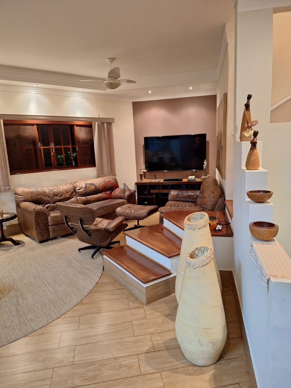 Chácara à Venda no Condomínio Serra Dourada Marília SP 3 Quartos Suíte Piscina R$ 2.990.000 - Visite com a Pontual Imóveis sua imobiliária em Marília