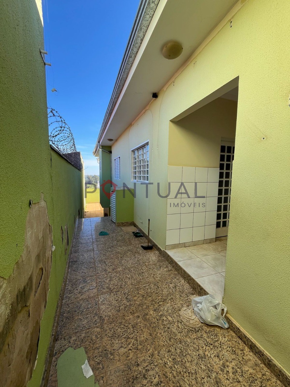 Casa à venda no jardim universitário em marília sp com 3 qua