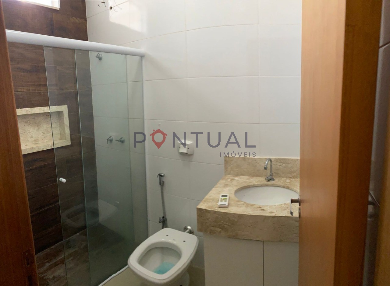 Casa à venda em Marília no Bairro Palmital. Venha visitar!