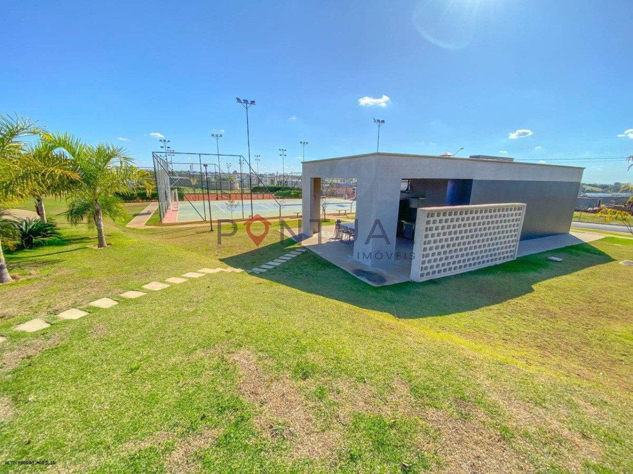 Terreno à venda cond. Jardins de renoir em marília sp, 300m²
