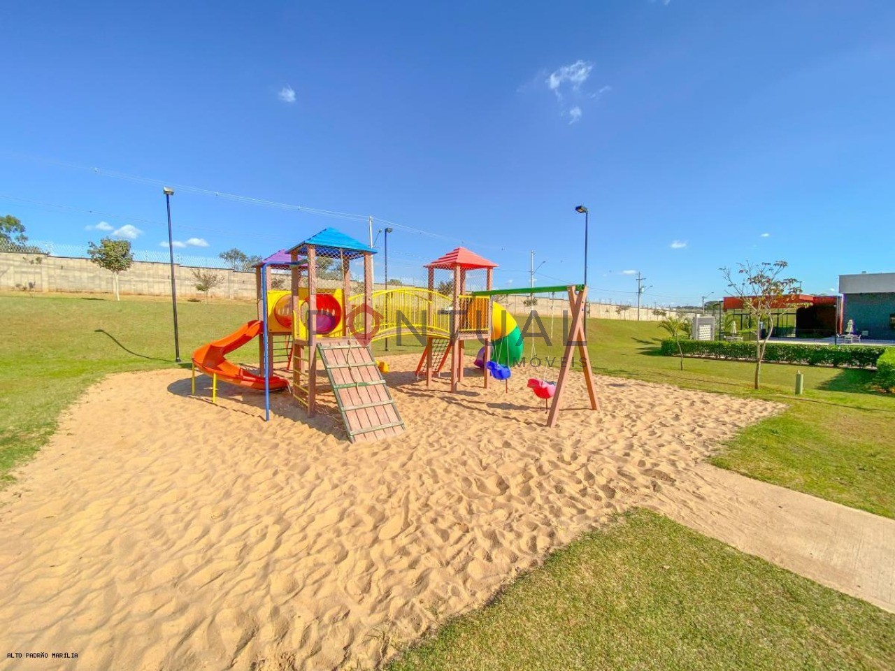 Terreno à venda cond. Jardins de renoir em marília sp, 300m²