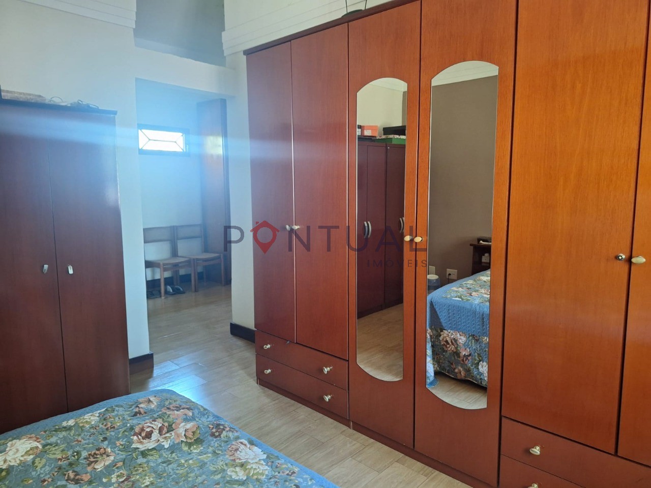 Chácara à Venda no Condomínio Serra Dourada Marília SP 3 Quartos Suíte Piscina R$ 2.990.000 - Visite com a Pontual Imóveis sua imobiliária em Marília