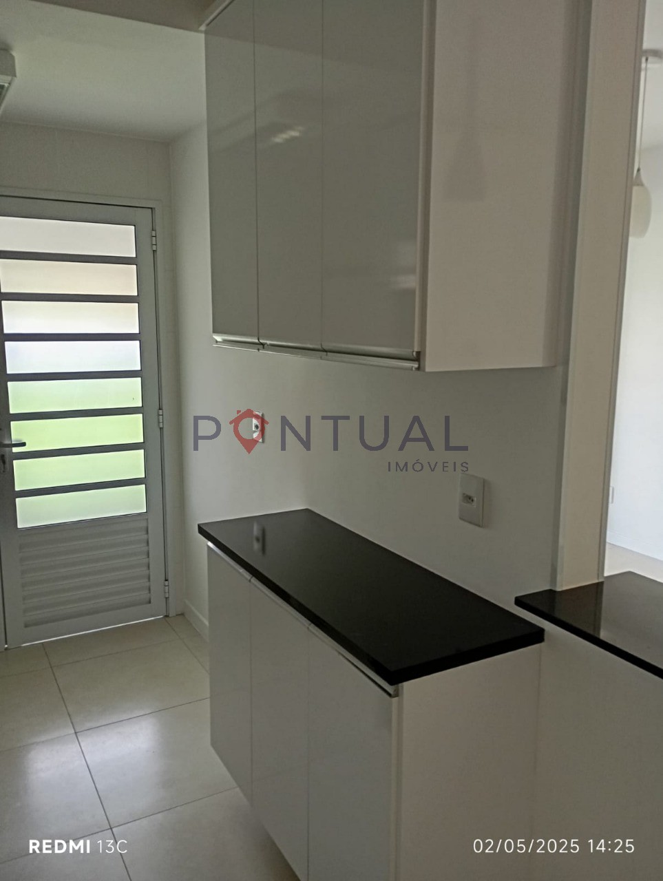 Apartamento à venda no pátio esmeralda fragata marília 3 dor