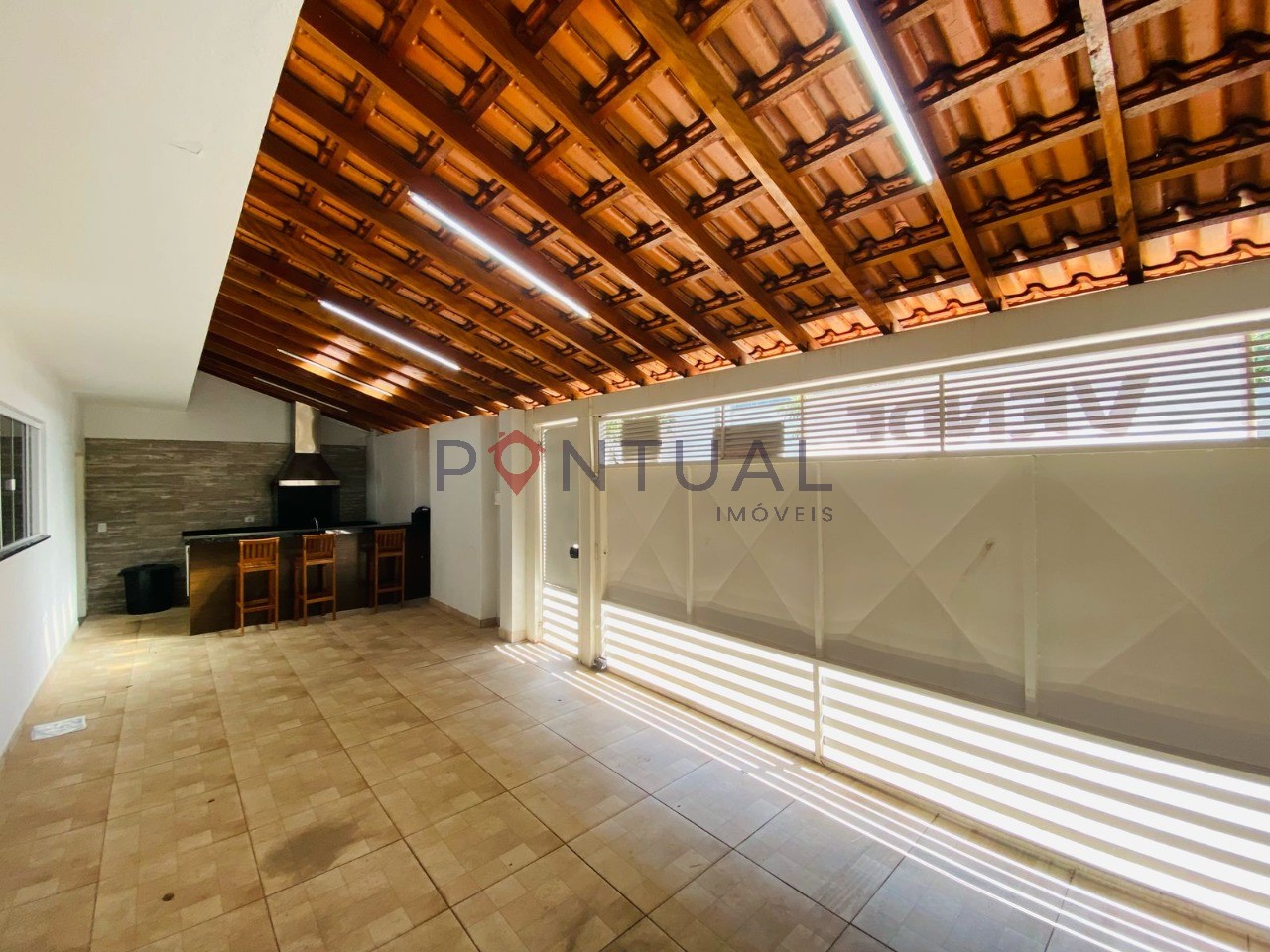 Casa para venda ou para alugar em Marília SP no Jardim Parati. Marque a sua visita!