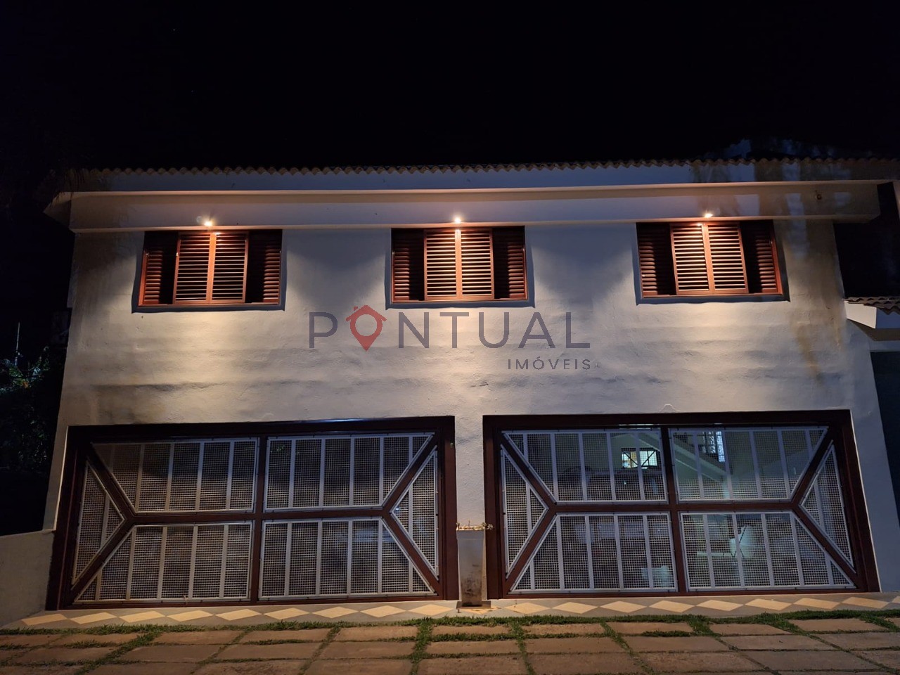 Chácara à Venda no Condomínio Serra Dourada Marília SP 3 Quartos Suíte Piscina R$ 2.990.000 - Visite com a Pontual Imóveis sua imobiliária em Marília