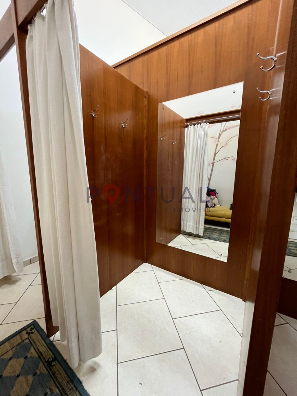 Salão comercial em Marília para venda ou aluguel, 278m² no Jardim Maria Izabel. Venha visitar