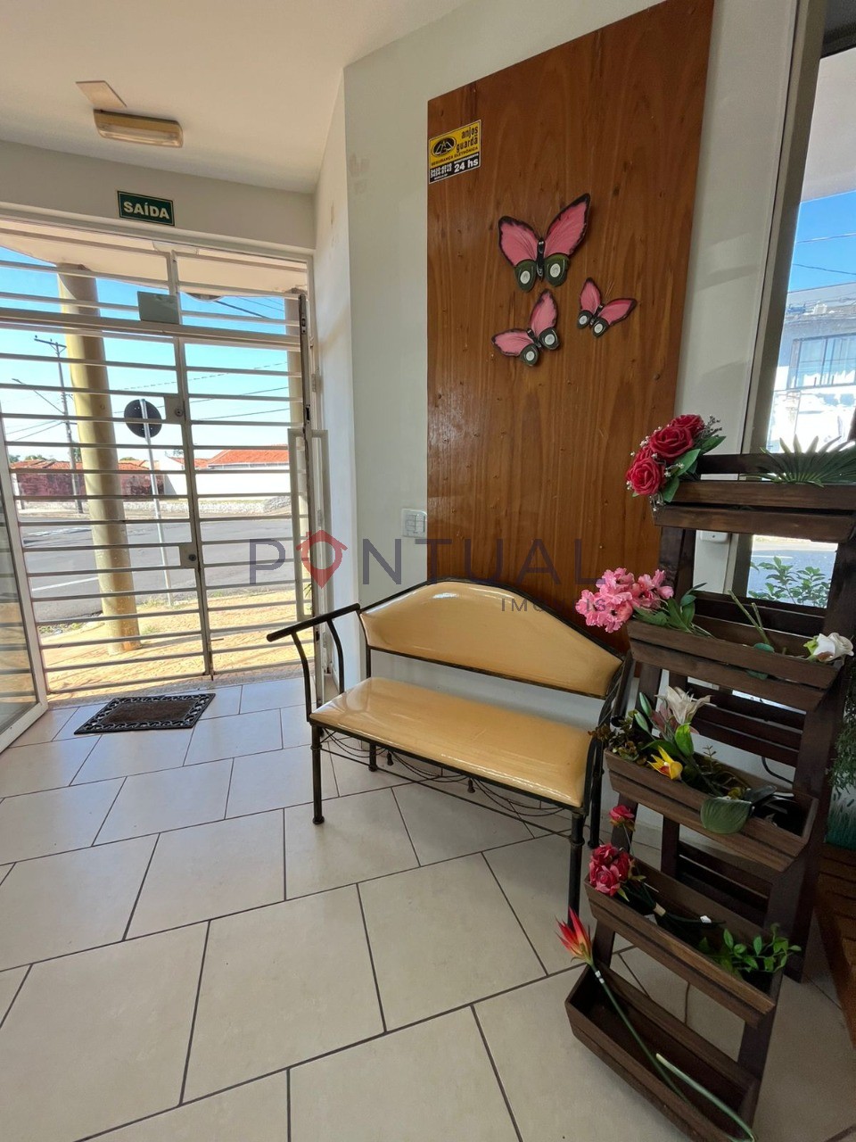 Salão comercial em Marília para venda ou aluguel, 278m² no Jardim Maria Izabel. Venha visitar