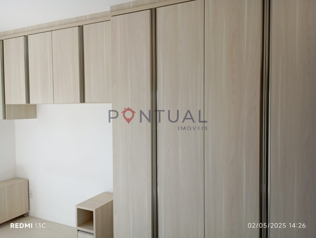 Apartamento à venda no Pátio Esmeralda Fragata Marília 3 dormitórios, suíte, lazer completo ? Negocie na Pontual Imóveis sua imobiliária em Marília