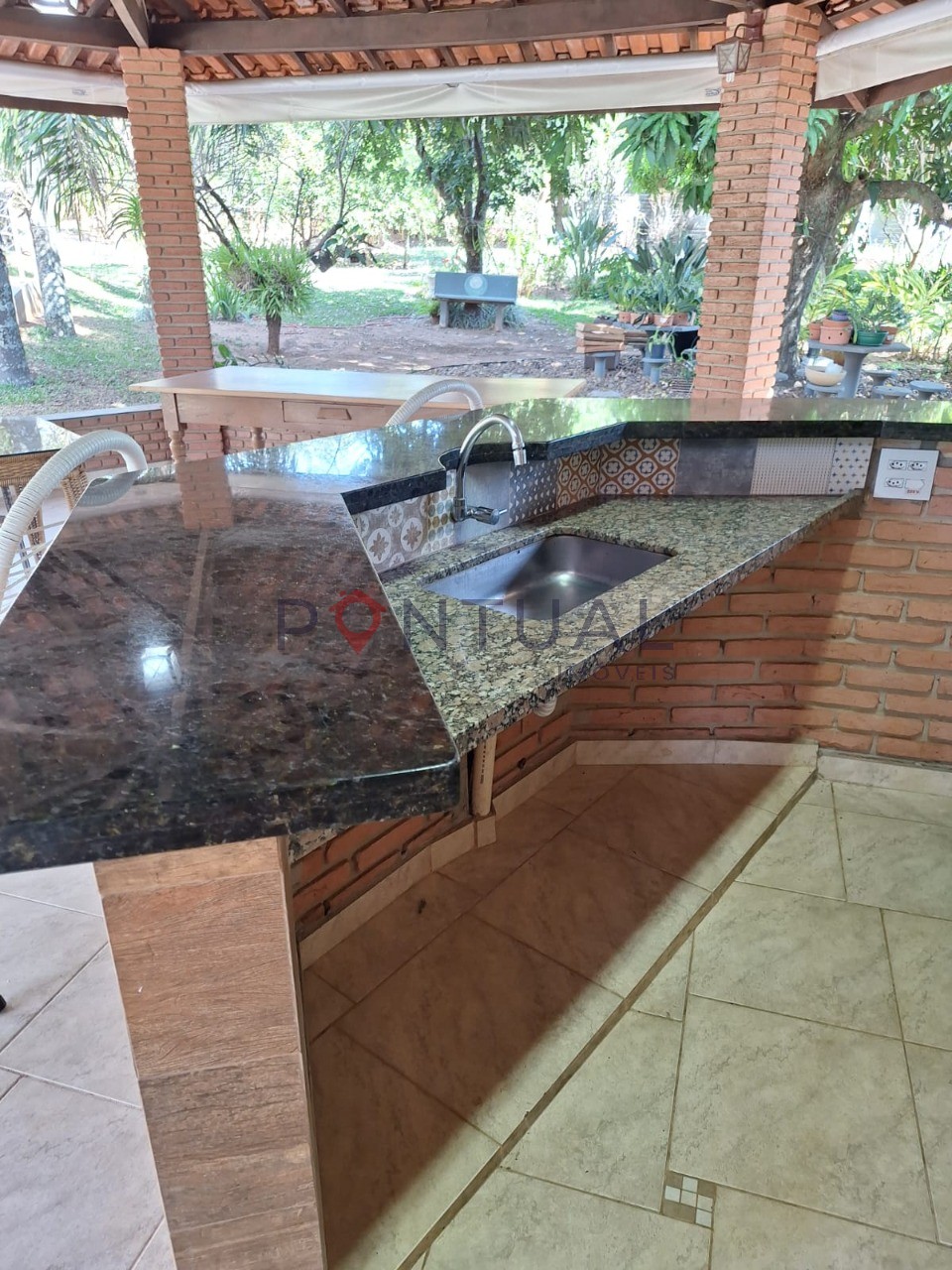 Chácara à Venda no Condomínio Serra Dourada Marília SP 3 Quartos Suíte Piscina R$ 2.990.000 - Visite com a Pontual Imóveis sua imobiliária em Marília