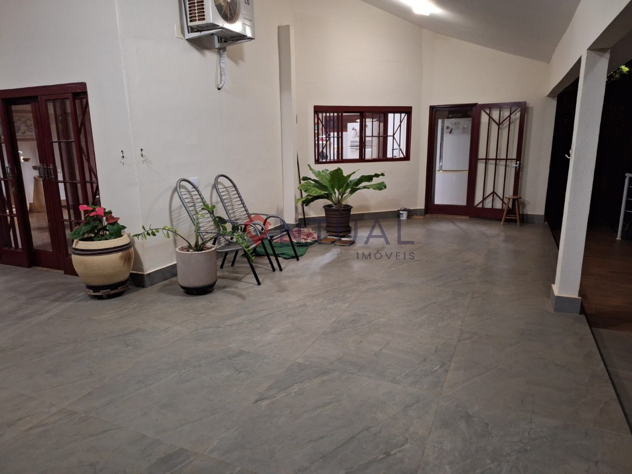 Chácara à Venda no Condomínio Serra Dourada Marília SP 3 Quartos Suíte Piscina R$ 2.990.000 - Visite com a Pontual Imóveis sua imobiliária em Marília