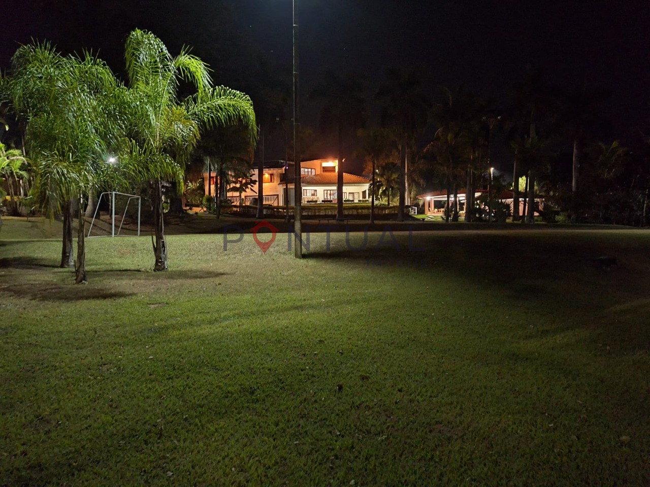 Chácara à Venda no Condomínio Serra Dourada Marília SP 3 Quartos Suíte Piscina R$ 2.990.000 - Visite com a Pontual Imóveis sua imobiliária em Marília