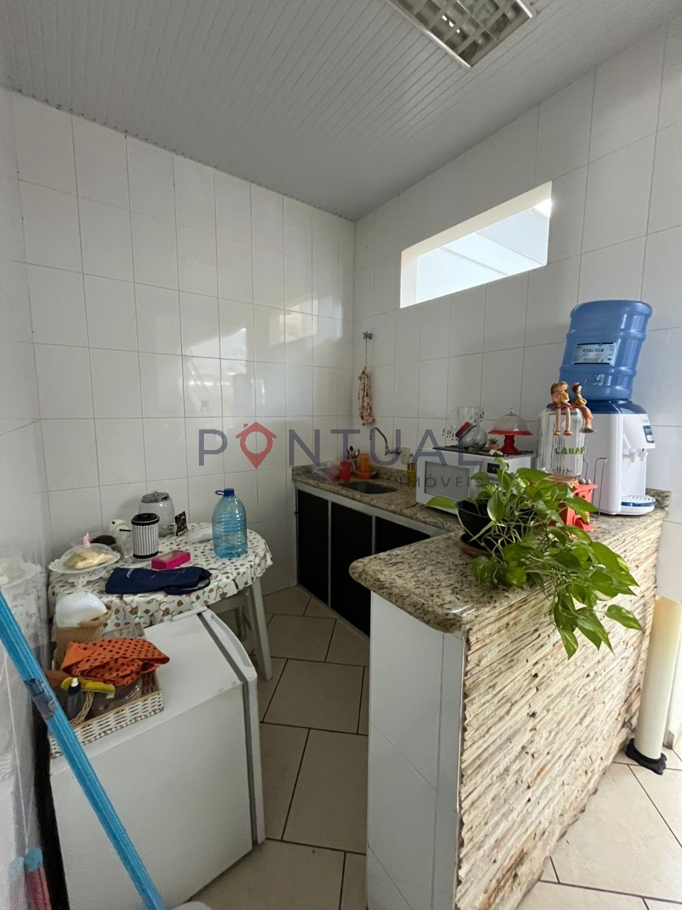 Salão comercial em Marília para venda ou aluguel, 278m² no Jardim Maria Izabel. Venha visitar