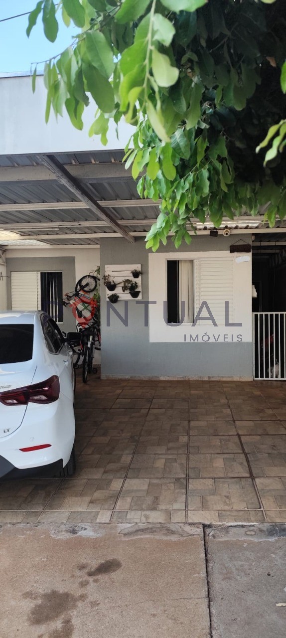 Casa em condomínio à venda em Marília-SP na Zona Norte. Marque uma visita!