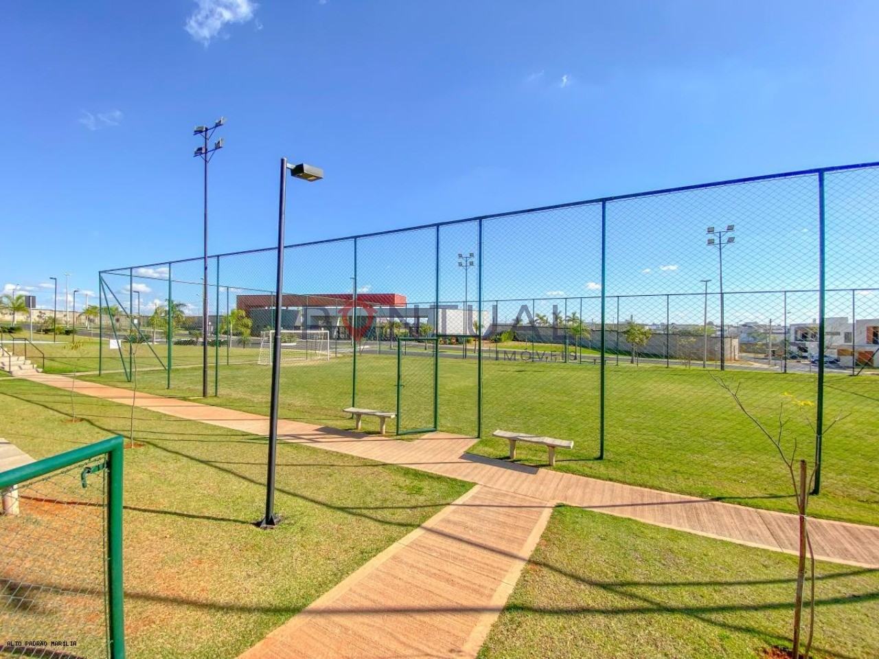 Terreno à venda cond. Jardins de renoir em marília sp, 300m²