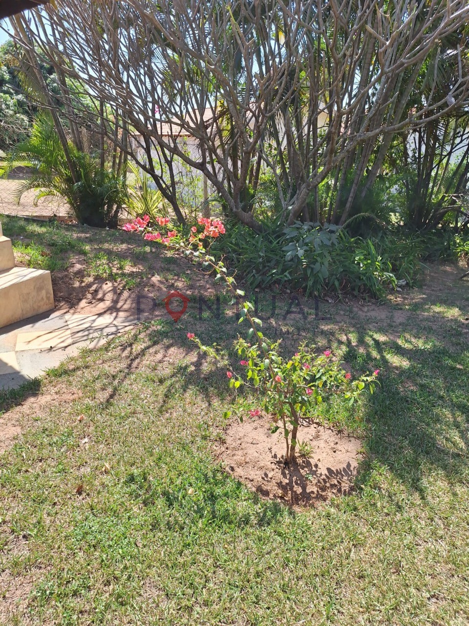 Chácara à Venda no Condomínio Serra Dourada Marília SP 3 Quartos Suíte Piscina R$ 2.990.000 - Visite com a Pontual Imóveis sua imobiliária em Marília