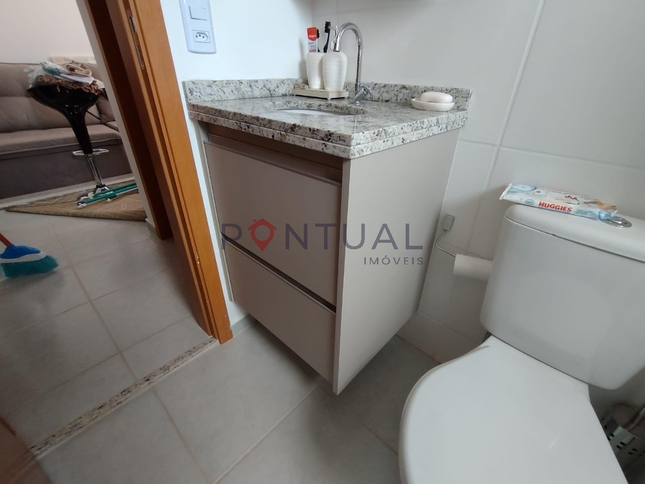 Apartamento à venda ou para alugar em Marília no Condominio Reserva Florada. Visite, negocie e alugue com a Pontual Imóveis, imobiliarias em Marília