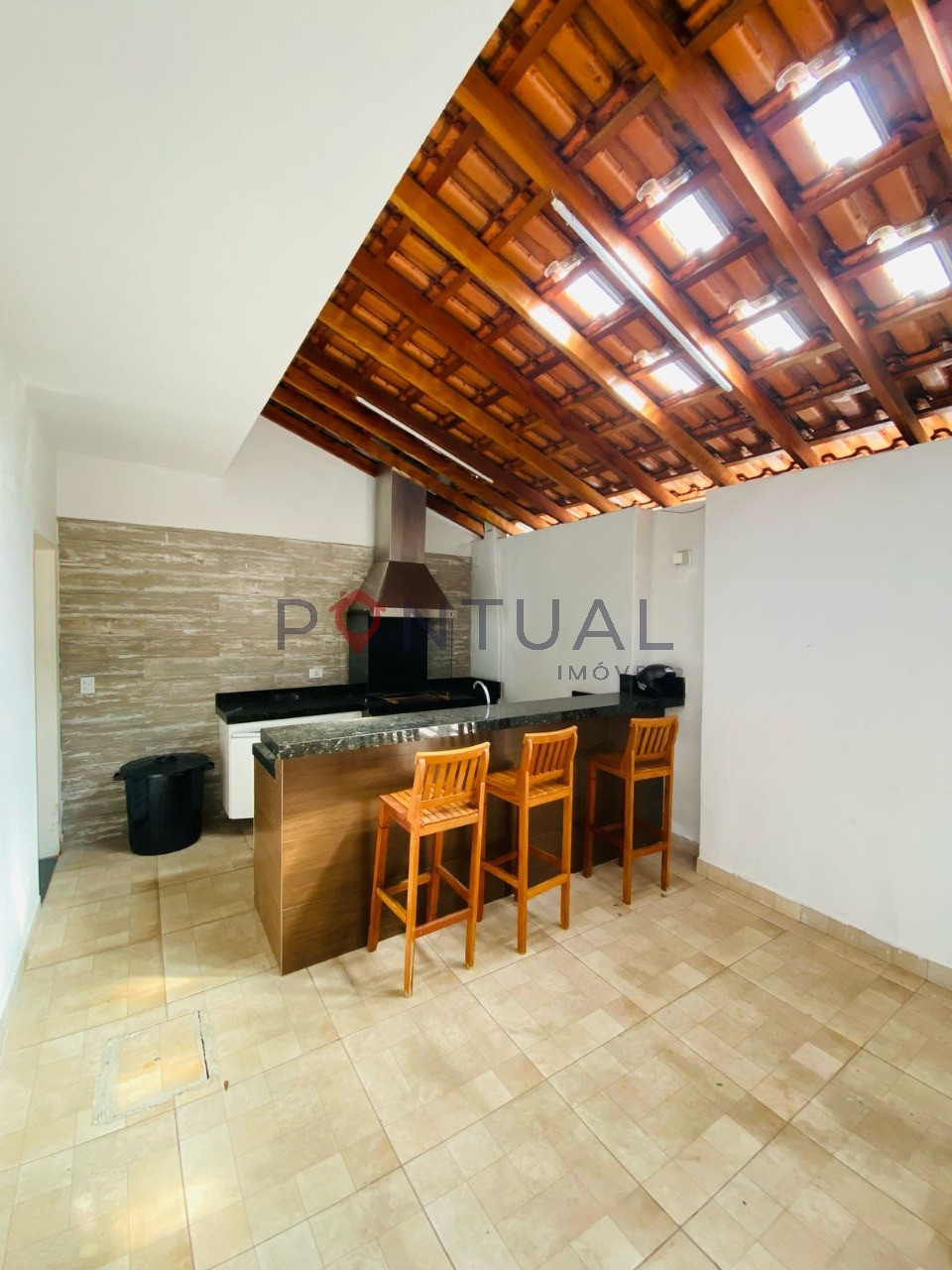 Casa para venda ou para alugar em Marília SP no Jardim Parati. Marque a sua visita!