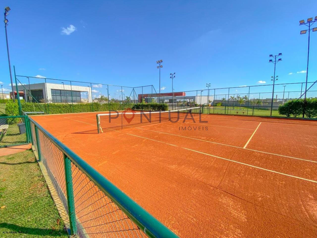Terreno à venda cond. Jardins de renoir em marília sp, 300m²