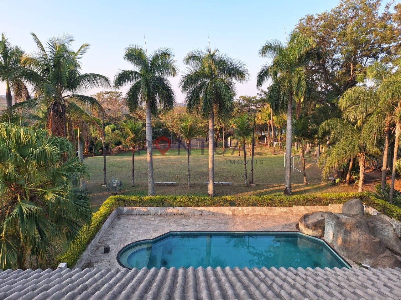 Chácara à Venda no Condomínio Serra Dourada Marília SP 3 Quartos Suíte Piscina R$ 2.990.000 - Visite com a Pontual Imóveis sua imobiliária em Marília
