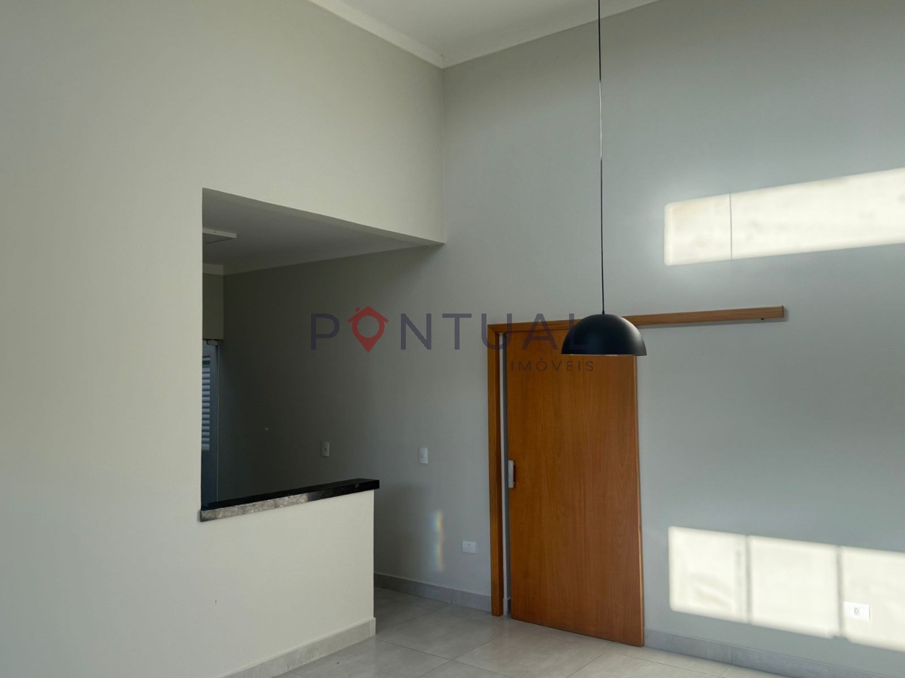 Casa à venda em Marília-SP no Bairro Palmital. Visite!