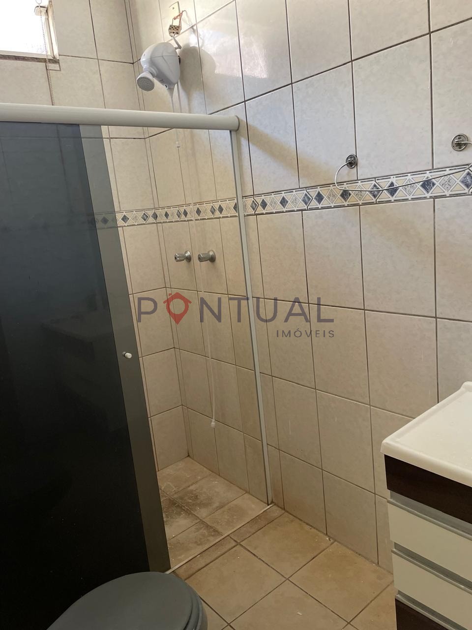 Casa à Venda em Marília no Bairro Palmital com Edícula completa. Venha saber mais.