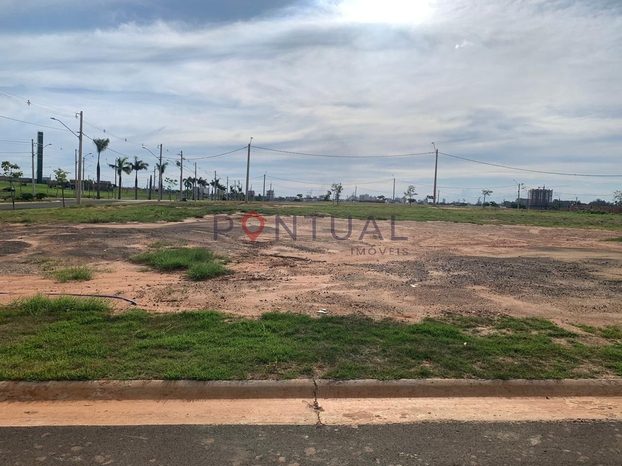 Terreno à venda em marília no condomínio boulevard park reso