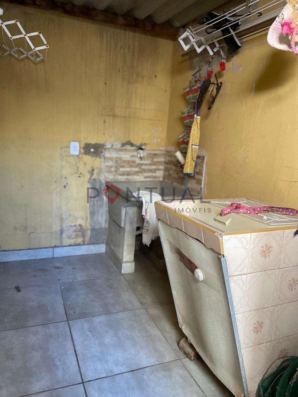 Casa à Venda em Marília no Bairro Palmital com Edícula completa. Venha saber mais.