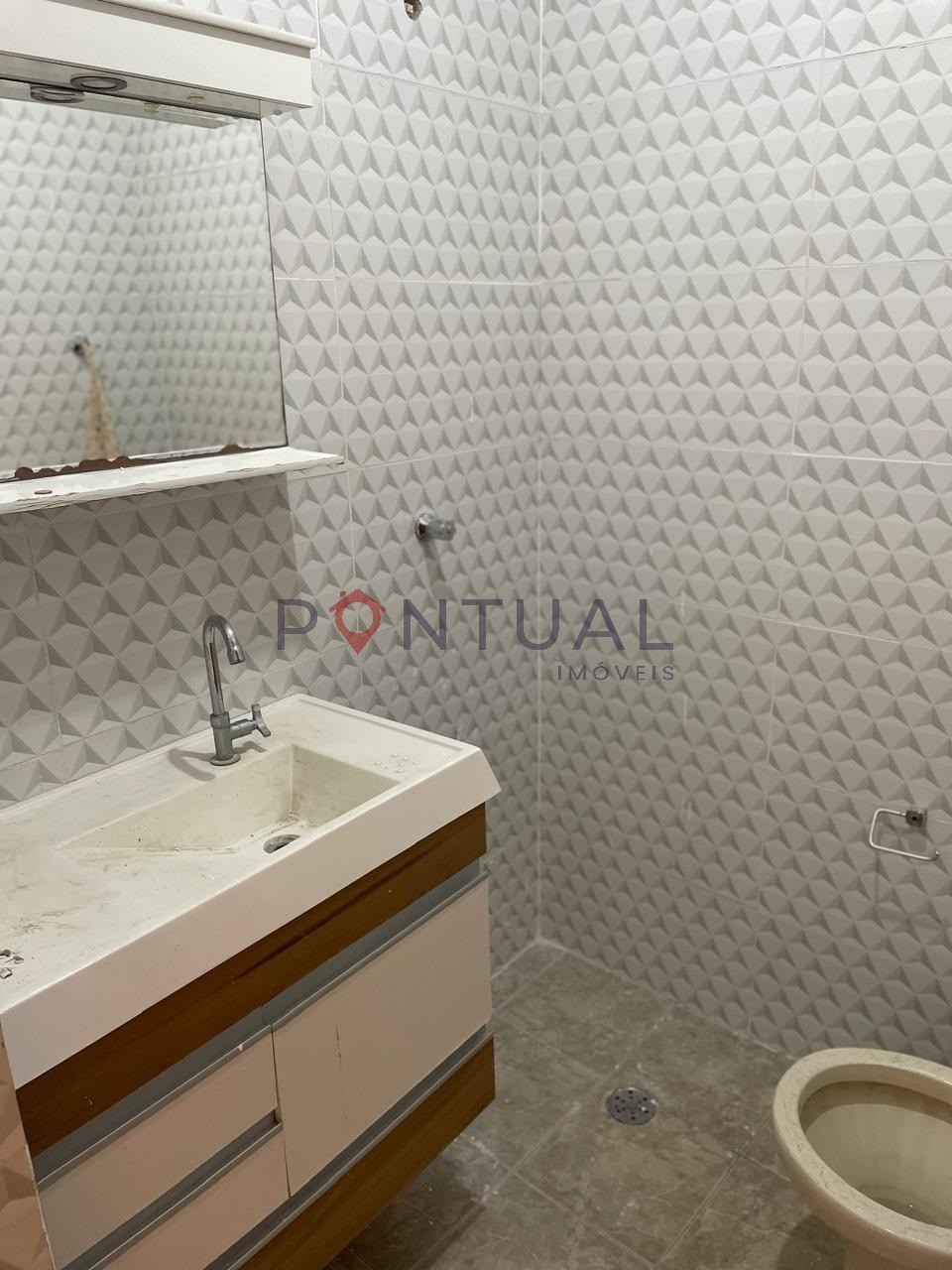 Casa à Venda em Marília no Bairro Palmital com Edícula completa. Venha saber mais.