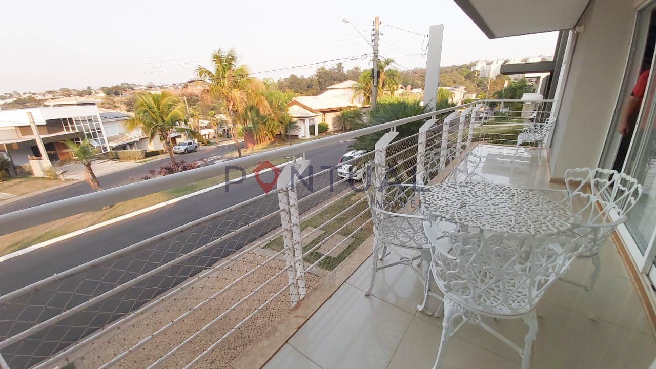 Casa de luxo em condomínio para alugar no Garden Park em Marília. Agende sua visita!
