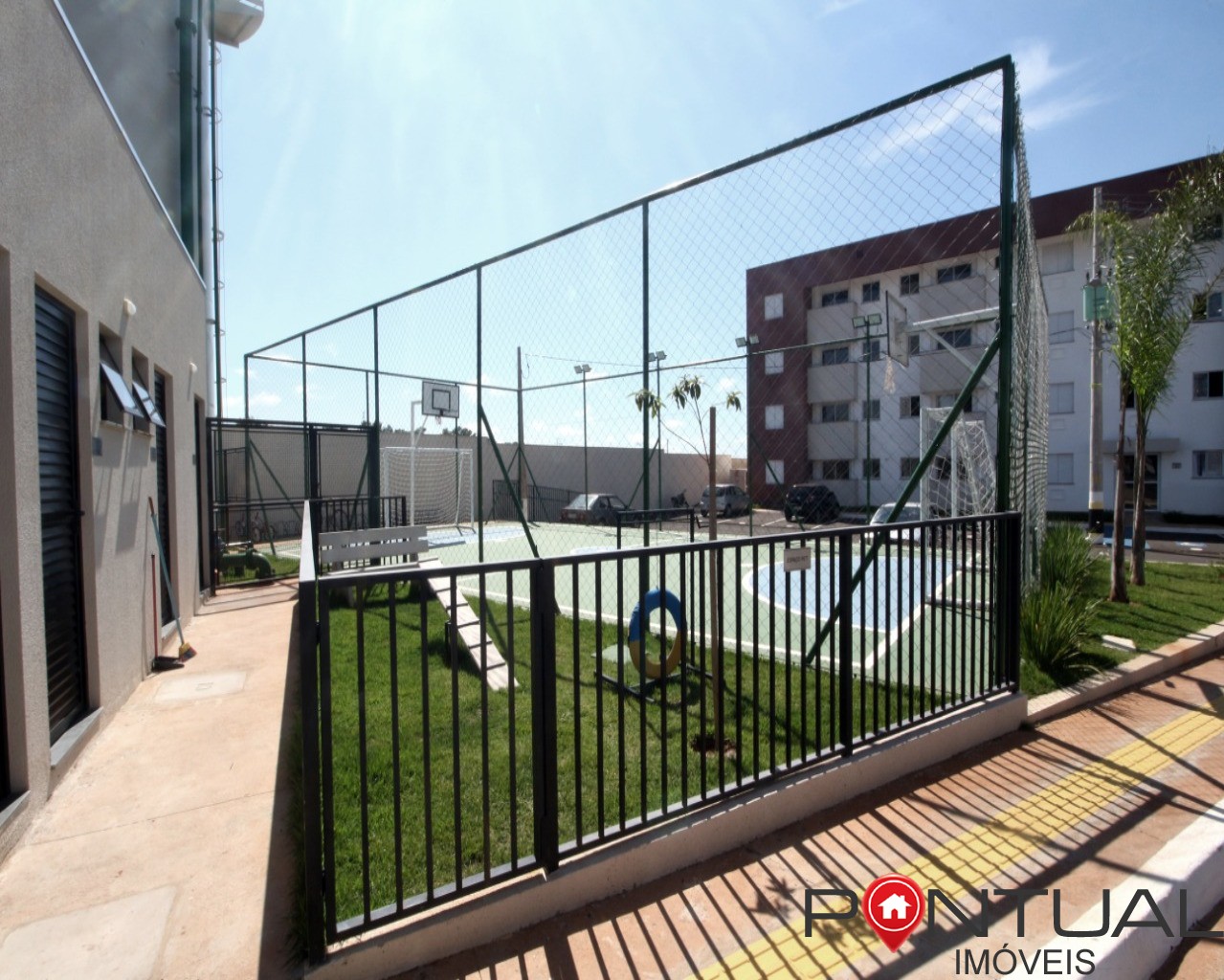 Apartamento à venda em Marília no Condomínio Residencial Murano todo mobiliado. Confira!