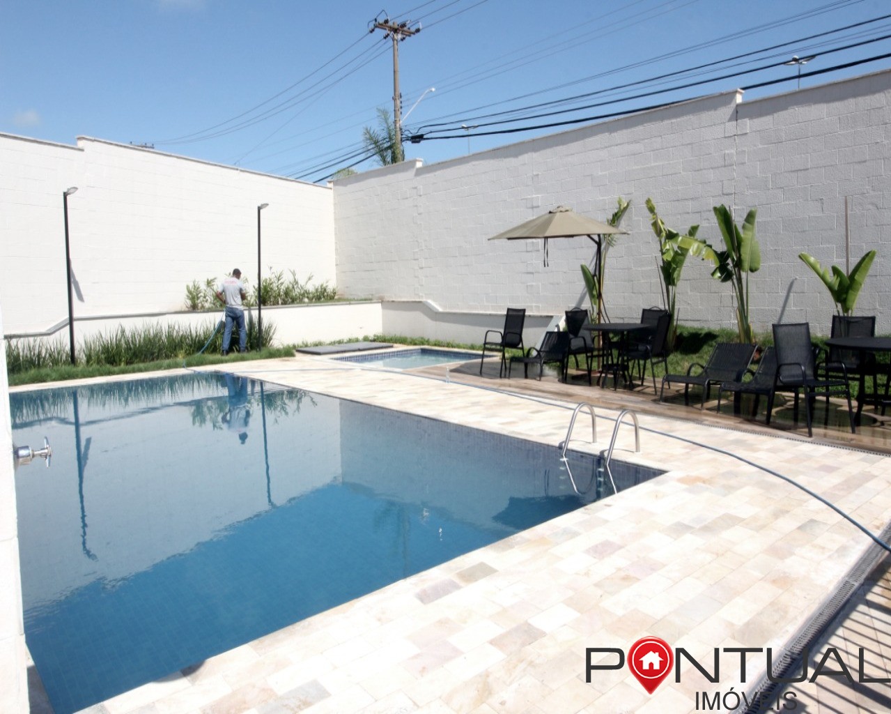 Apartamento à venda em Marília no Condomínio Residencial Murano todo mobiliado. Confira!