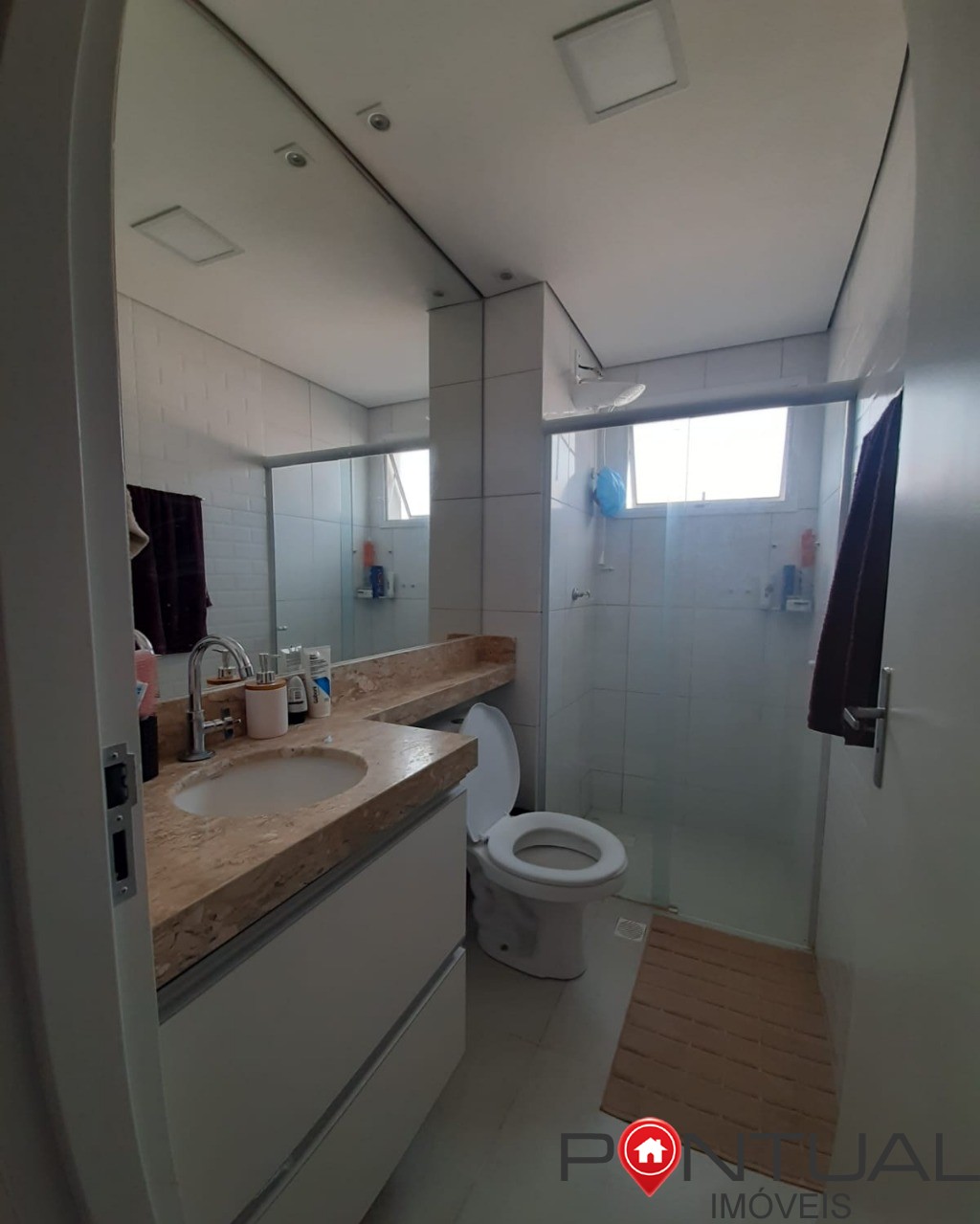 Apartamento à venda em Marília no Condomínio Residencial Murano todo mobiliado. Confira!