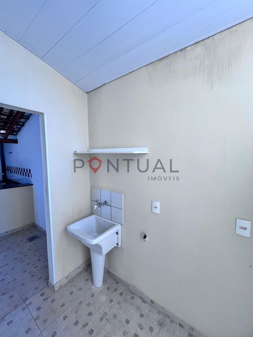 Casa à venda em marília no condomínio fechado residencial vi