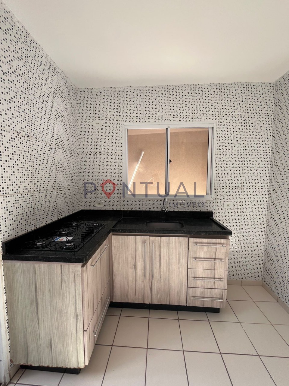 Casa à venda na zona norte de marília em condomínio fechado