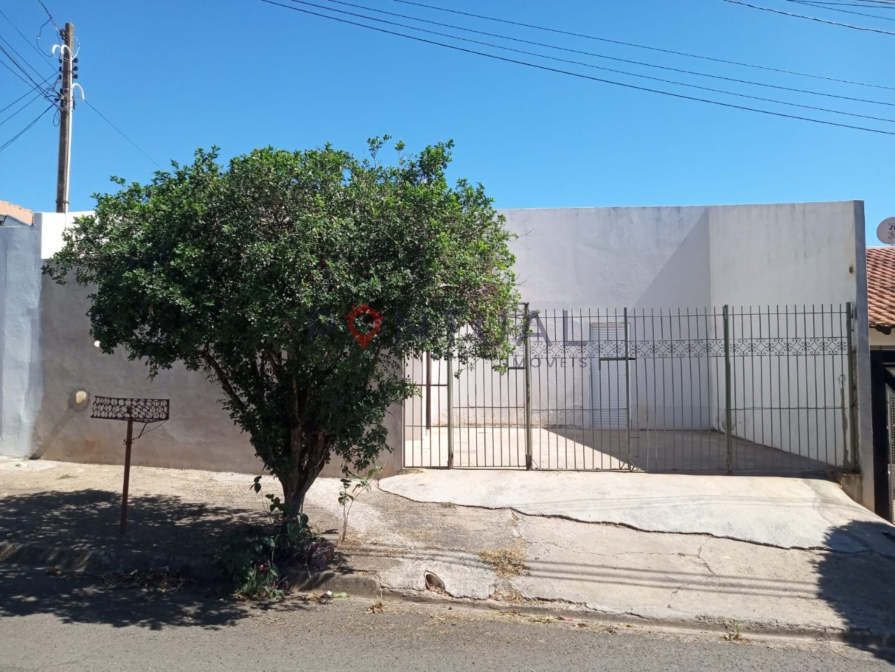 Casa à venda em marília próxima a comércios e ao centro. Com