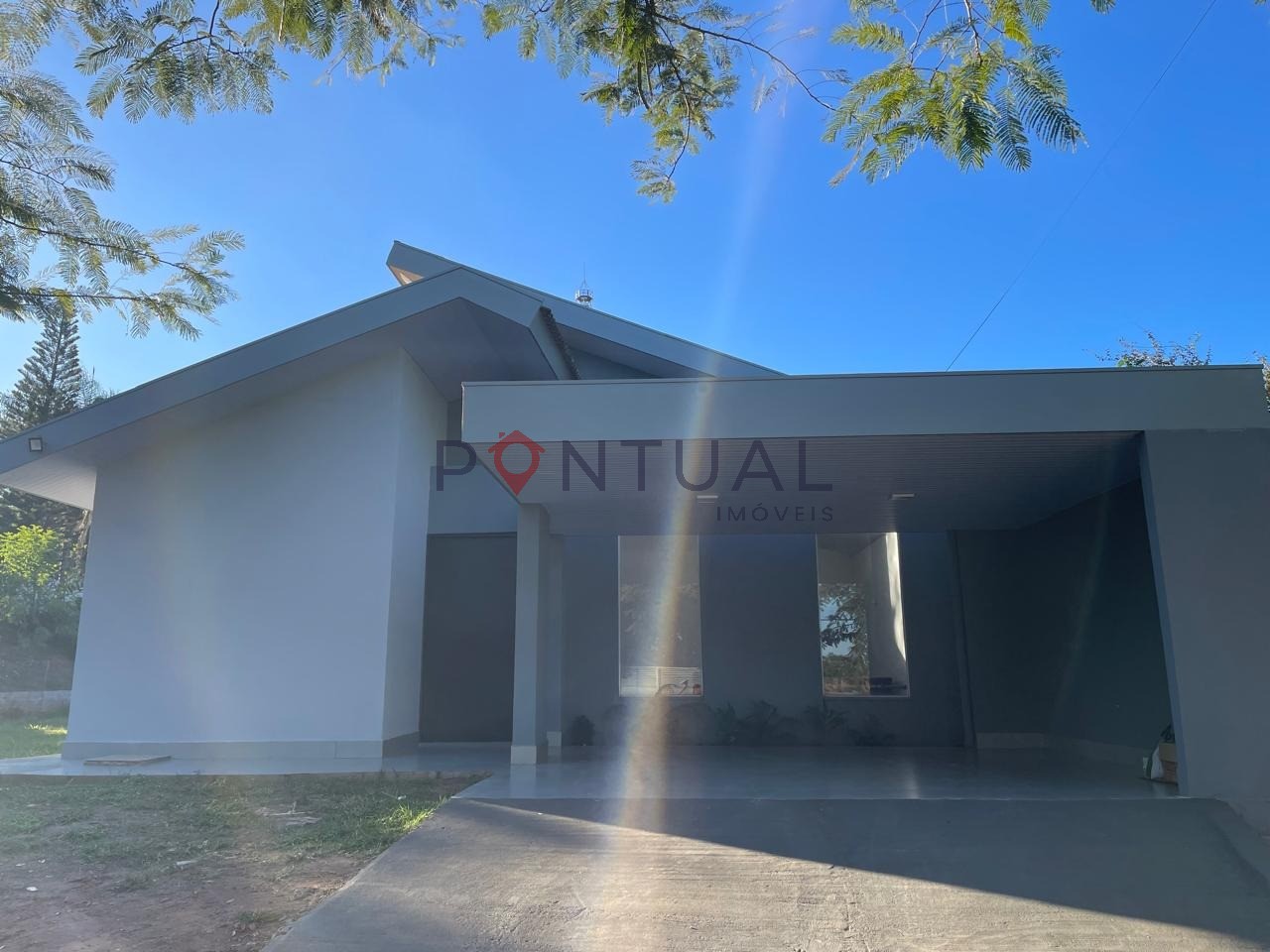 Linda chácara à venda em marília-sp. Venha conhecer!